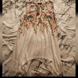 NWT - Floral Tank